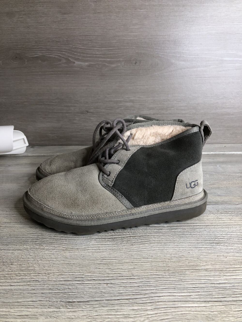 UGG Neumel II Kid's Gray Suede Chukka Boots Lace-Up 1017320K Youth Size 6 rare